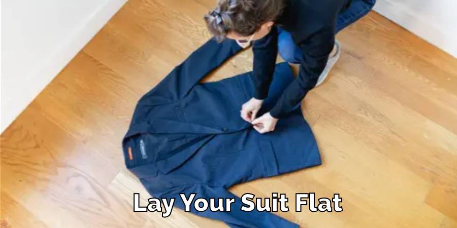 Lay Your Suit Flat